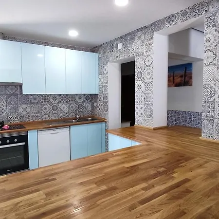 Casas & Papeis T-4 Apartment